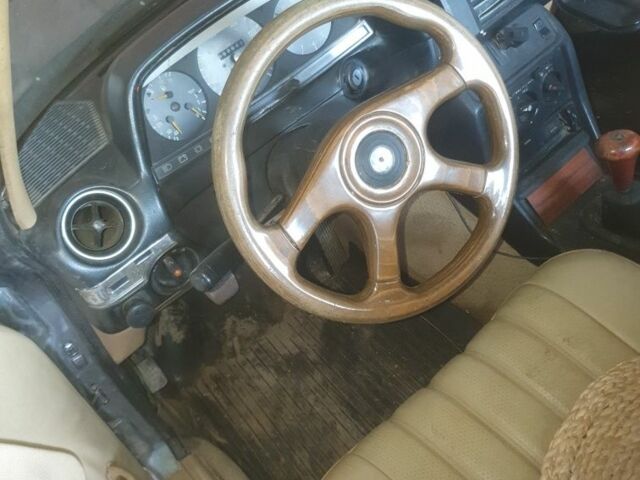 Сірий Мерседес Е-Клас, об'ємом двигуна 2.4 л та пробігом 1000 тис. км за 4500 $, фото 4 на Automoto.ua