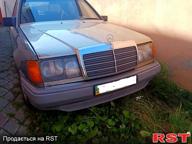 Серый Мерседес Е-Класс, объемом двигателя 2.6 л и пробегом 265 тыс. км за 1499 $, фото 2 на Automoto.ua