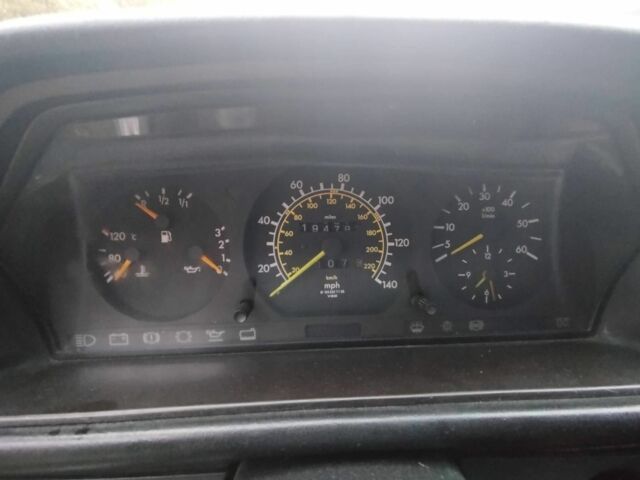 Серый Мерседес Е-Класс, объемом двигателя 3 л и пробегом 480 тыс. км за 1900 $, фото 9 на Automoto.ua