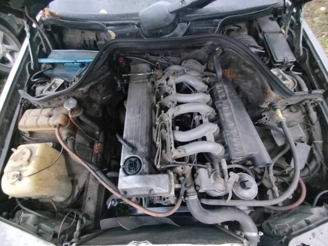 Серый Мерседес Е-Класс, объемом двигателя 3 л и пробегом 480 тыс. км за 1900 $, фото 10 на Automoto.ua