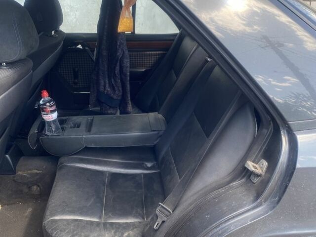 Сірий Мерседес Е-Клас, об'ємом двигуна 2 л та пробігом 111 тис. км за 1500 $, фото 7 на Automoto.ua