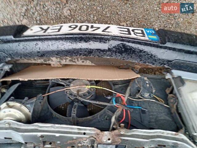 Мерседес Е-Класс 1988 в Борисполе на Automoto.ua Серый Мерседес Е-Класс, объемом двигателя 2.3 л и пробегом 270 тыс. км за 2500 $, фото 31 на Automoto.ua