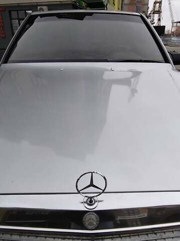 Сірий Мерседес Е-Клас, об'ємом двигуна 2 л та пробігом 400 тис. км за 2450 $, фото 10 на Automoto.ua