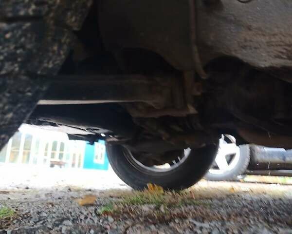 Мерседес Е-Класс 1988 в Борисполе на Automoto.ua Серый Мерседес Е-Класс, объемом двигателя 2.3 л и пробегом 270 тыс. км за 2500 $, фото 50 на Automoto.ua