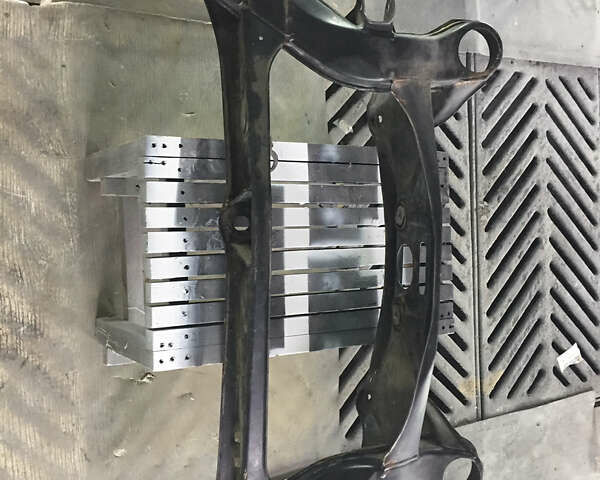 Серый Мерседес Е-Класс, объемом двигателя 3 л и пробегом 407 тыс. км за 4500 $, фото 13 на Automoto.ua