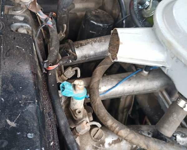 Мерседес Е-Класс 1988 в Борисполе на Automoto.ua Серый Мерседес Е-Класс, объемом двигателя 2.3 л и пробегом 270 тыс. км за 2500 $, фото 47 на Automoto.ua