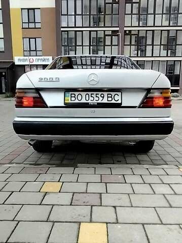 Сірий Мерседес Е-Клас, об'ємом двигуна 2 л та пробігом 400 тис. км за 2450 $, фото 7 на Automoto.ua
