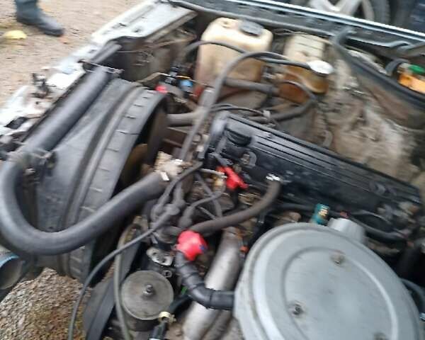 Мерседес Е-Класс 1988 в Борисполе на Automoto.ua Серый Мерседес Е-Класс, объемом двигателя 2.3 л и пробегом 270 тыс. км за 2500 $, фото 34 на Automoto.ua