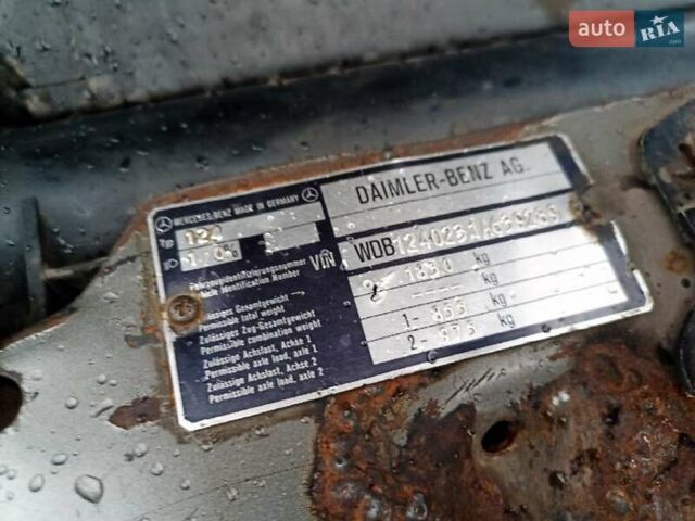 Мерседес Е-Класс 1988 в Борисполе на Automoto.ua Серый Мерседес Е-Класс, объемом двигателя 2.3 л и пробегом 270 тыс. км за 2500 $, фото 45 на Automoto.ua