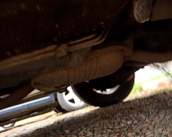 Мерседес Е-Класс 1988 в Борисполе на Automoto.ua Серый Мерседес Е-Класс, объемом двигателя 2.3 л и пробегом 270 тыс. км за 2500 $, фото 53 на Automoto.ua