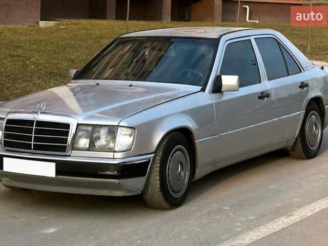 Сірий Мерседес Е-Клас, об'ємом двигуна 2.3 л та пробігом 347 тис. км за 2100 $, фото 7 на Automoto.ua