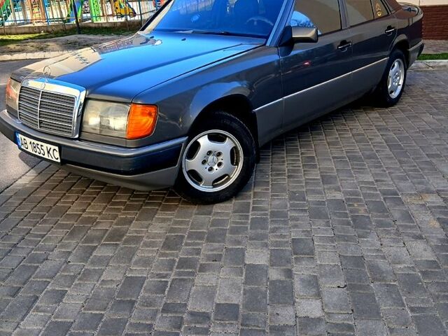 Серый Мерседес Е-Класс, объемом двигателя 2.3 л и пробегом 0 тыс. км за 3400 $, фото 4 на Automoto.ua