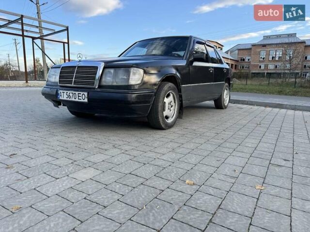 Мерседес Е-Класс 1990 в Косове на Automoto.ua Серый Мерседес Е-Класс, объемом двигателя 2.3 л и пробегом 300 тыс. км за 1450 $, фото 14 на Automoto.ua