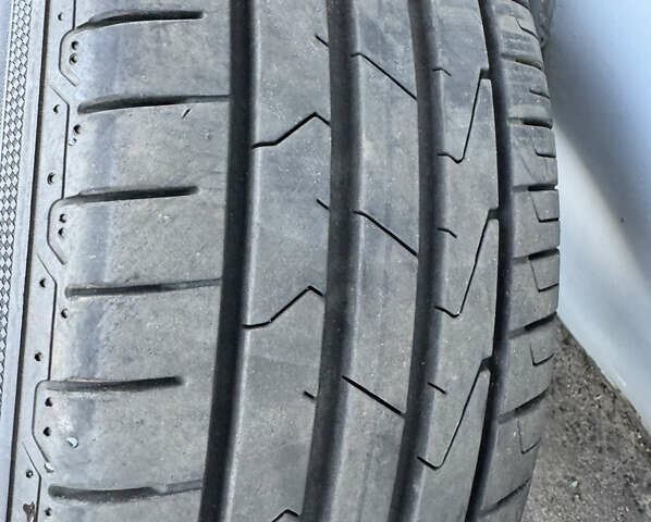 Серый Мерседес Е-Класс, объемом двигателя 2.3 л и пробегом 400 тыс. км за 4999 $, фото 21 на Automoto.ua