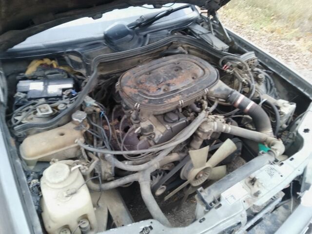 Сірий Мерседес Е-Клас, об'ємом двигуна 2.3 л та пробігом 486 тис. км за 2300 $, фото 2 на Automoto.ua