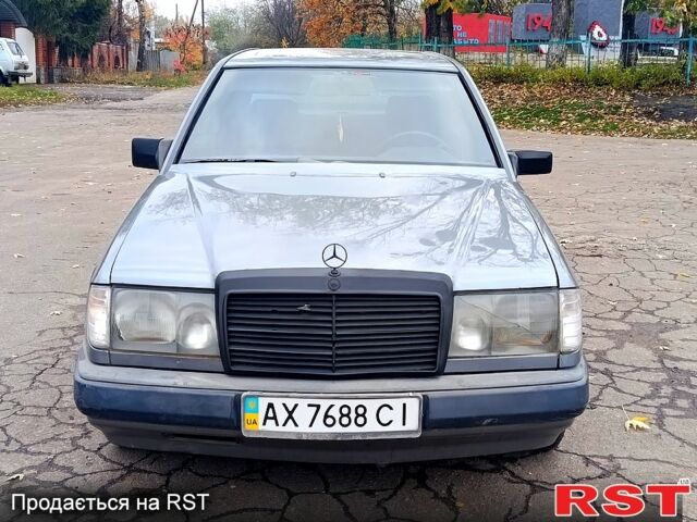 Мерседес Е-Класс 1990 в Первомайском на Automoto.ua Серый Мерседес Е-Класс, объемом двигателя 2.3 л и пробегом 0 тыс. км за 1950 $, фото 1 на Automoto.ua