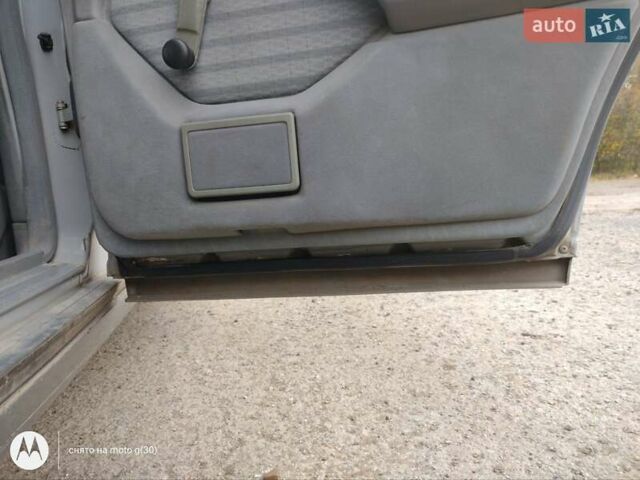 Мерседес Е-Класс 1991 в Каменце-Подольском на Automoto.ua Серый Мерседес Е-Класс, объемом двигателя 2.3 л и пробегом 290 тыс. км за 2750 $, фото 21 на Automoto.ua