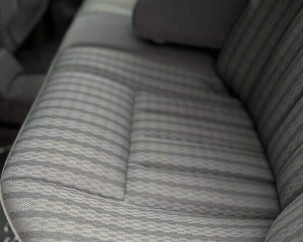 Серый Мерседес Е-Класс, объемом двигателя 2.6 л и пробегом 400 тыс. км за 4800 $, фото 18 на Automoto.ua