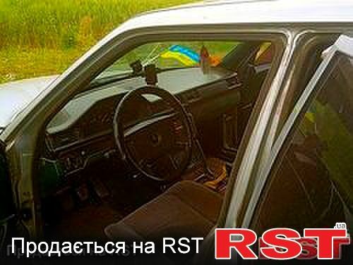 Сірий Мерседес Е-Клас, об'ємом двигуна 2 л та пробігом 500 тис. км за 1800 $, фото 8 на Automoto.ua