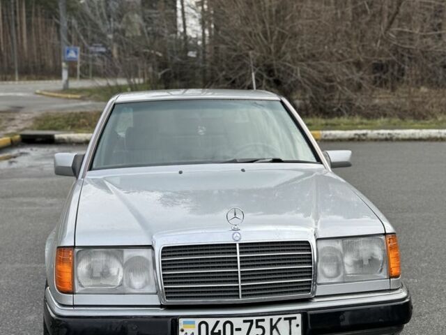 Серый Мерседес Е-Класс, объемом двигателя 2.3 л и пробегом 163 тыс. км за 8000 $, фото 6 на Automoto.ua