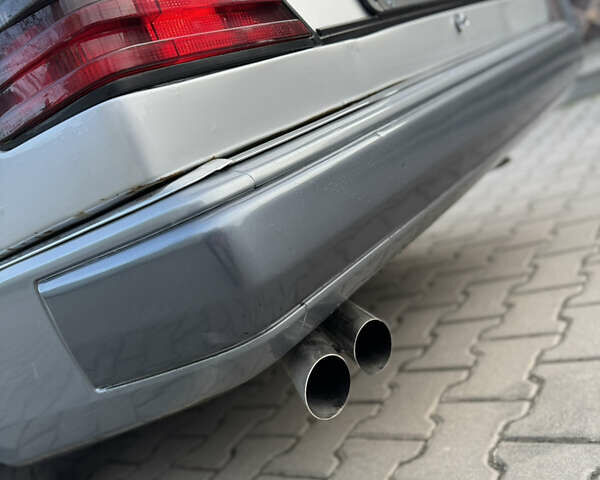 Серый Мерседес Е-Класс, объемом двигателя 2.6 л и пробегом 250 тыс. км за 3450 $, фото 13 на Automoto.ua