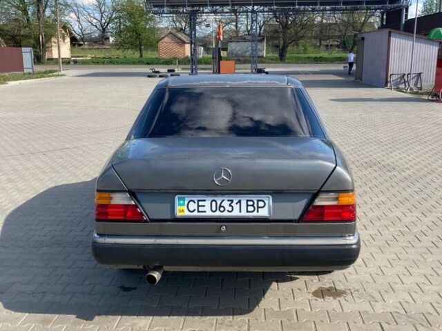 Серый Мерседес Е-Класс, объемом двигателя 2 л и пробегом 417 тыс. км за 2500 $, фото 1 на Automoto.ua