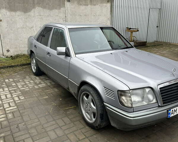Сірий Мерседес Е-Клас, об'ємом двигуна 2.5 л та пробігом 530 тис. км за 3800 $, фото 2 на Automoto.ua