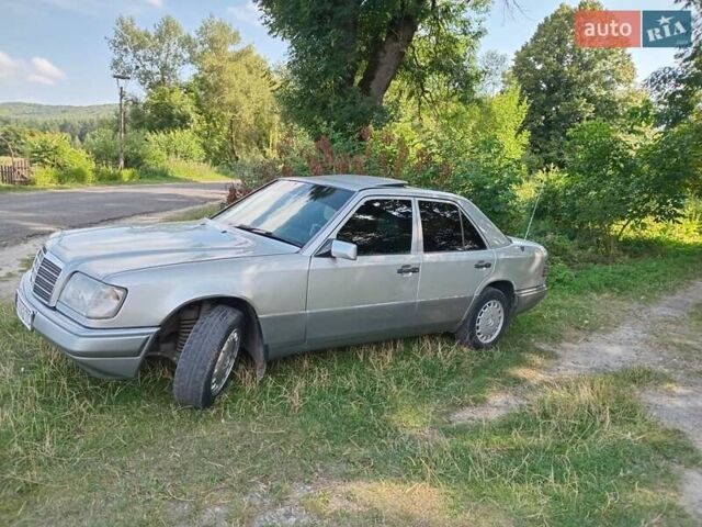 Серый Мерседес Е-Класс, объемом двигателя 2.5 л и пробегом 362 тыс. км за 8200 $, фото 13 на Automoto.ua