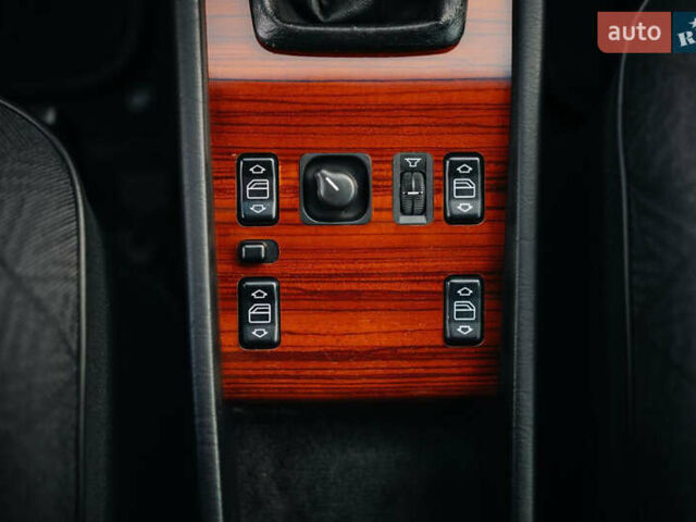 Сірий Мерседес Е-Клас, об'ємом двигуна 2.8 л та пробігом 126 тис. км за 25000 $, фото 42 на Automoto.ua