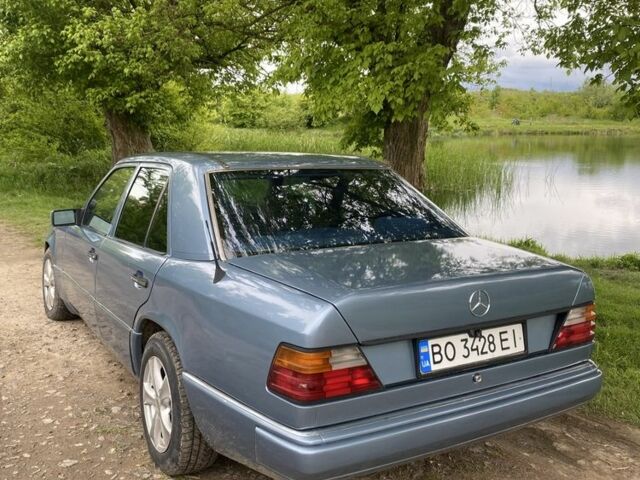 Сірий Мерседес Е-Клас, об'ємом двигуна 2.2 л та пробігом 3 тис. км за 2300 $, фото 2 на Automoto.ua