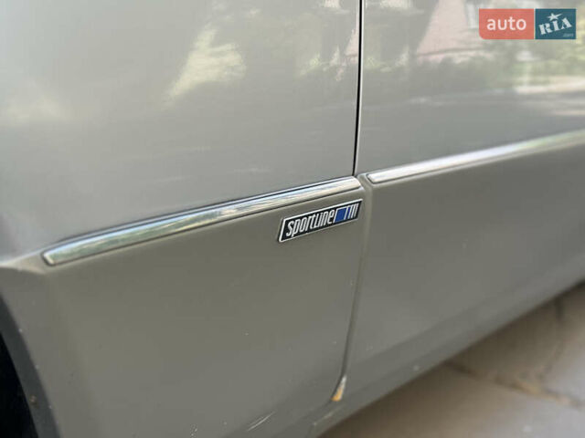 Серый Мерседес Е-Класс, объемом двигателя 3.2 л и пробегом 421 тыс. км за 3500 $, фото 10 на Automoto.ua