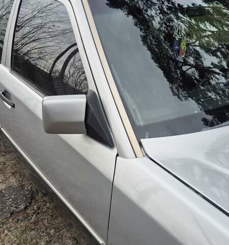 Сірий Мерседес Е-Клас, об'ємом двигуна 2 л та пробігом 547 тис. км за 2400 $, фото 20 на Automoto.ua