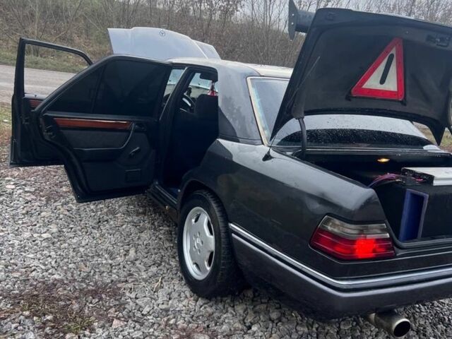 Сірий Мерседес Е-Клас, об'ємом двигуна 0 л та пробігом 353 тис. км за 3200 $, фото 11 на Automoto.ua