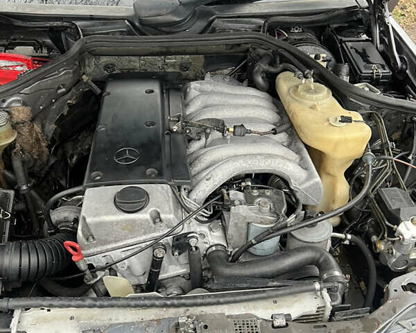 Сірий Мерседес Е-Клас, об'ємом двигуна 3 л та пробігом 443 тис. км за 2300 $, фото 8 на Automoto.ua