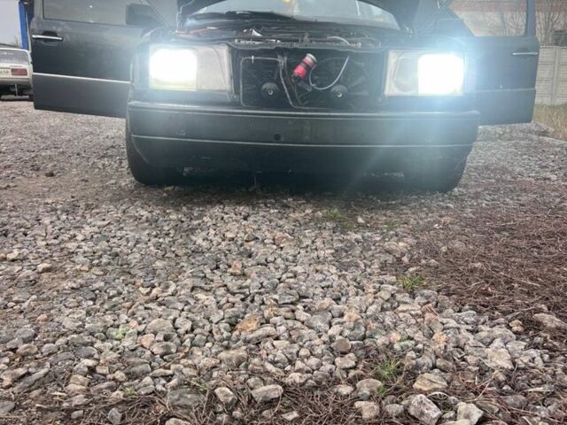 Сірий Мерседес Е-Клас, об'ємом двигуна 0 л та пробігом 353 тис. км за 3200 $, фото 7 на Automoto.ua