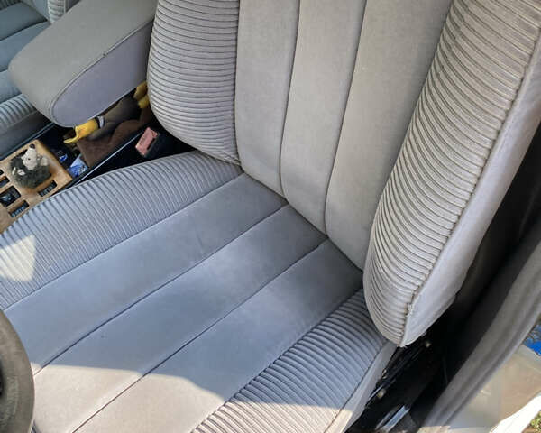 Серый Мерседес Е-Класс, объемом двигателя 2 л и пробегом 464 тыс. км за 5000 $, фото 13 на Automoto.ua