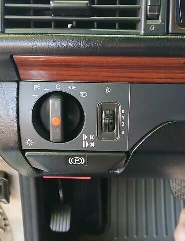 Сірий Мерседес Е-Клас, об'ємом двигуна 2.8 л та пробігом 391 тис. км за 3650 $, фото 14 на Automoto.ua