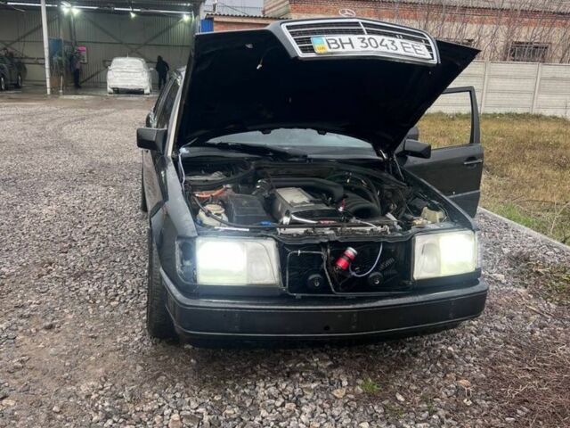 Сірий Мерседес Е-Клас, об'ємом двигуна 0 л та пробігом 353 тис. км за 3200 $, фото 8 на Automoto.ua