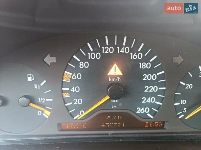 Сірий Мерседес Е-Клас, об'ємом двигуна 3.2 л та пробігом 437 тис. км за 3500 $, фото 6 на Automoto.ua