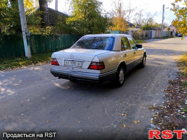 Серый Мерседес Е-Класс, объемом двигателя 2 л и пробегом 0 тыс. км за 1700 $, фото 2 на Automoto.ua