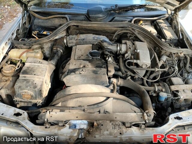 Серый Мерседес Е-Класс, объемом двигателя 2 л и пробегом 0 тыс. км за 1700 $, фото 10 на Automoto.ua