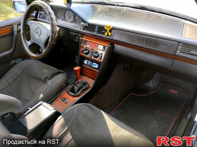 Серый Мерседес Е-Класс, объемом двигателя 2 л и пробегом 0 тыс. км за 1700 $, фото 5 на Automoto.ua