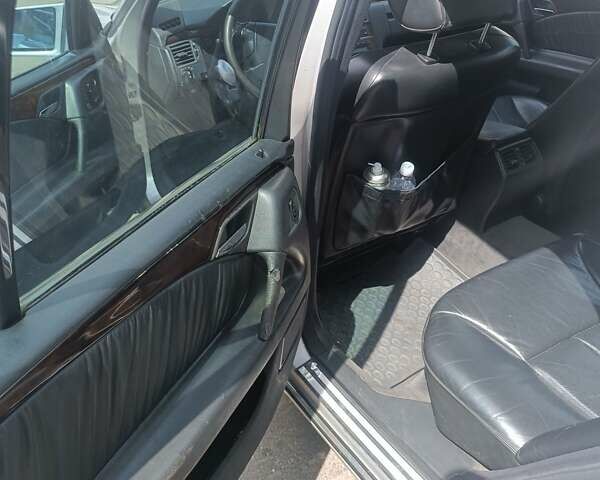 Сірий Мерседес Е-Клас, об'ємом двигуна 3.2 л та пробігом 437 тис. км за 3500 $, фото 8 на Automoto.ua