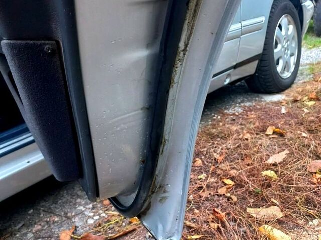 Серый Мерседес Е-Класс, объемом двигателя 2 л и пробегом 466 тыс. км за 4300 $, фото 12 на Automoto.ua