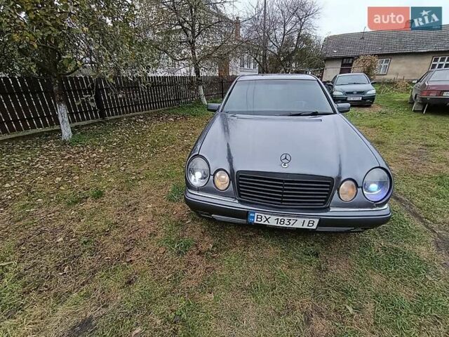 Мерседес Е-Класс 1996 в Жидачов на Automoto.ua Серый Мерседес Е-Класс, объемом двигателя 2.3 л и пробегом 420 тыс. км за 1750 $, фото 7 на Automoto.ua