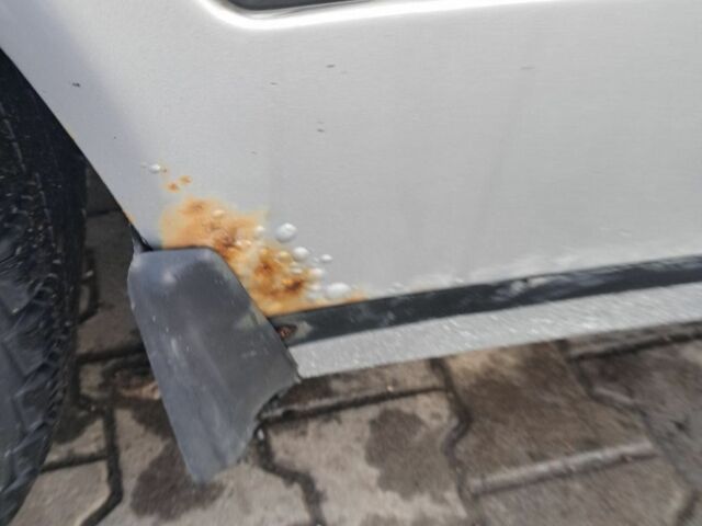 Сірий Мерседес Е-Клас, об'ємом двигуна 3 л та пробігом 270 тис. км за 2100 $, фото 4 на Automoto.ua