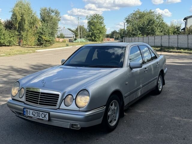 Сірий Мерседес Е-Клас, об'ємом двигуна 2.3 л та пробігом 230 тис. км за 3149 $, фото 2 на Automoto.ua