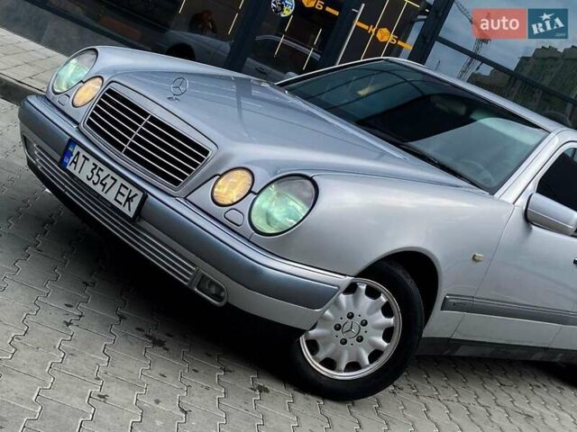 Серый Мерседес Е-Класс, объемом двигателя 2.3 л и пробегом 346 тыс. км за 4550 $, фото 1 на Automoto.ua