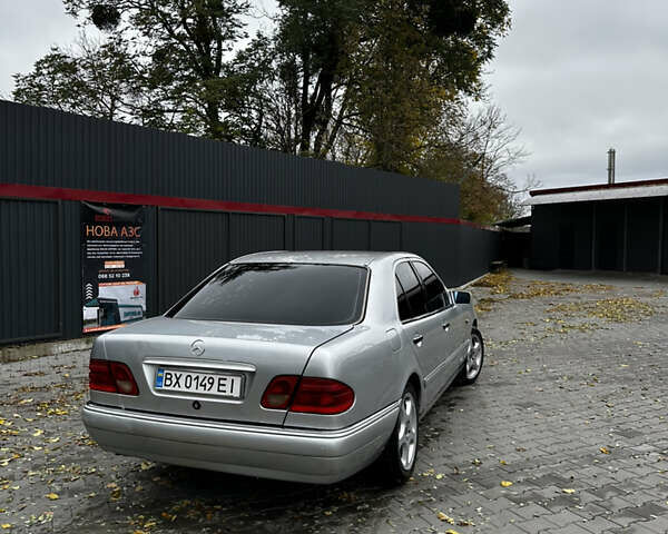 Мерседес Е-Класс 1996 в Полонном на Automoto.ua Серый Мерседес Е-Класс, объемом двигателя 3.2 л и пробегом 450 тыс. км за 3000 $, фото 3 на Automoto.ua
