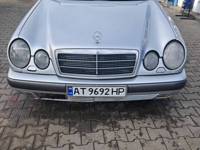 Сірий Мерседес Е-Клас, об'ємом двигуна 3 л та пробігом 270 тис. км за 2100 $, фото 3 на Automoto.ua